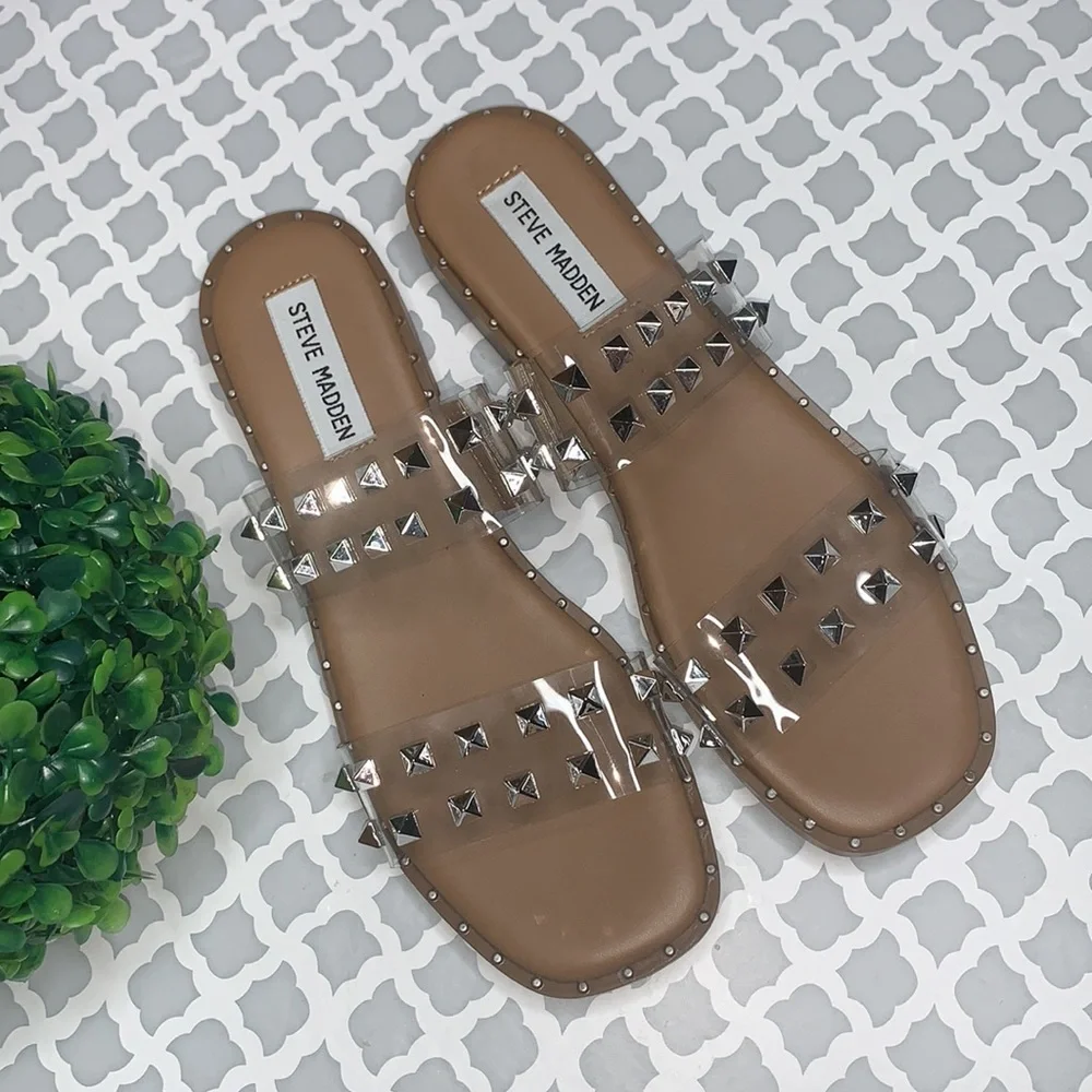 NWOT Steve‎ Madden clear studded sandals size 7